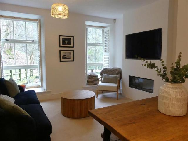 Flat for rent in Steeton with Eastburn, Steeton