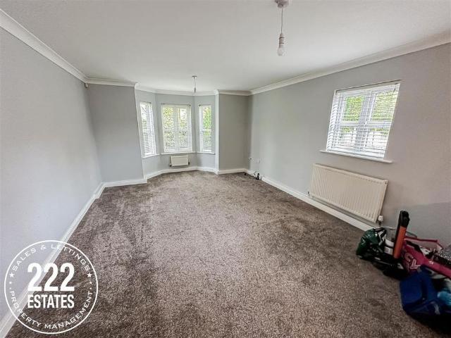 Apartment for rent in Sandymoor, Halton