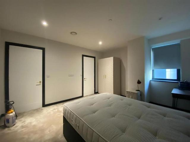 Apartment for rent in Calderstones