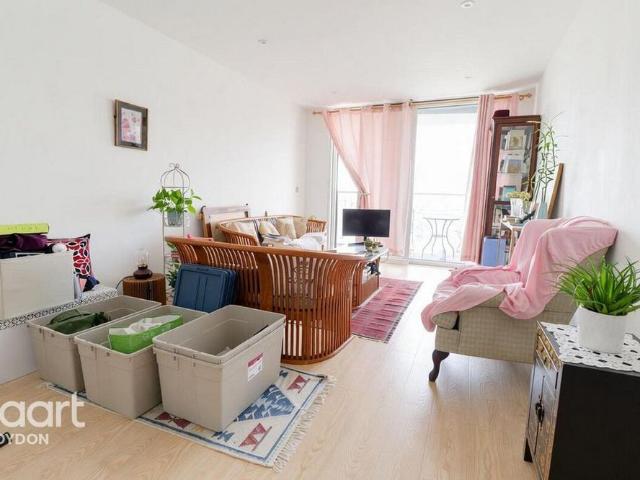 Apartment for rent in London Borough of Croydon, Greater London