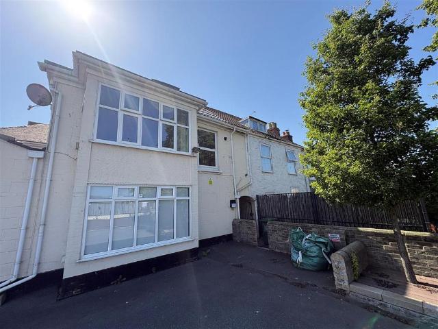 Flat for rent in Southtown, Stokesby