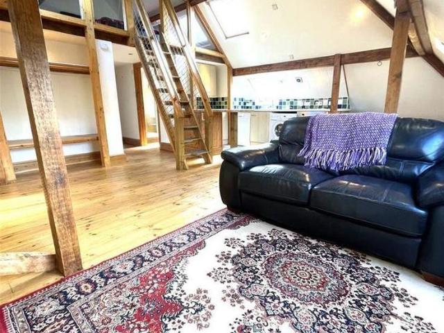 Apartment for rent in Strode, Devon
