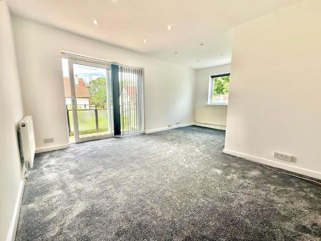 Apartment for rent in West Park, West Yorkshire