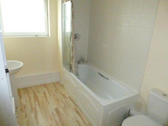 Flat for rent in Slough