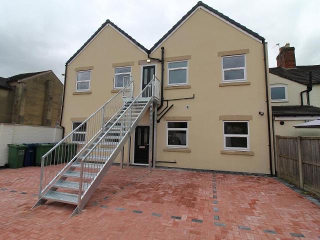 Flat for rent in Baswich, Staffordshire