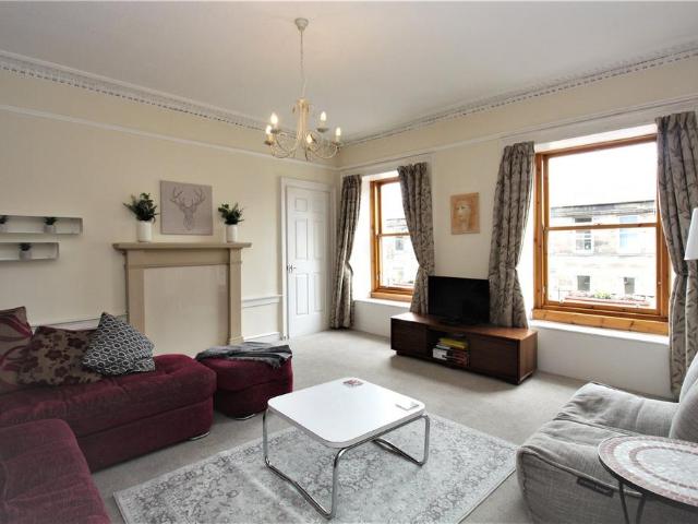 Flat for rent in Southside, Scotland