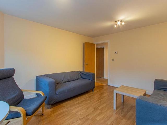Apartment for rent in Falcon Lodge, Wales