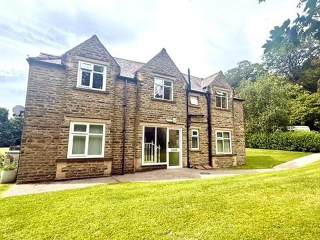 Flat for rent in Dore, South Yorkshire