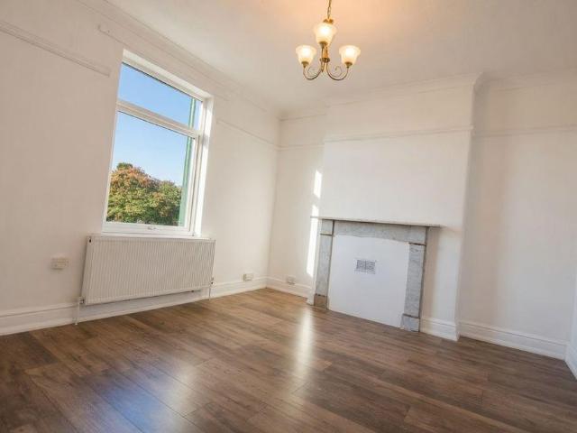 Apartment for rent in Bell's Lane Estate, Haddon