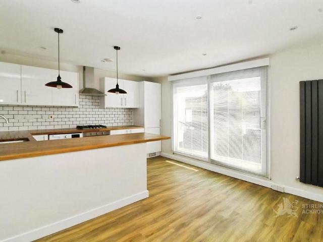 Flat for rent in London Borough of Croydon, Selhurst