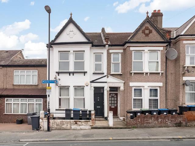 Flat for rent in London Borough of Croydon, South Norwood