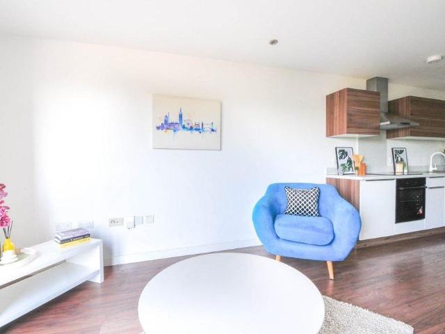 Apartment for rent in City Centre, Salford
