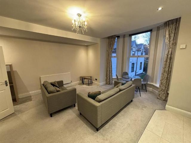 Apartment for rent in West Didsbury, Manchester