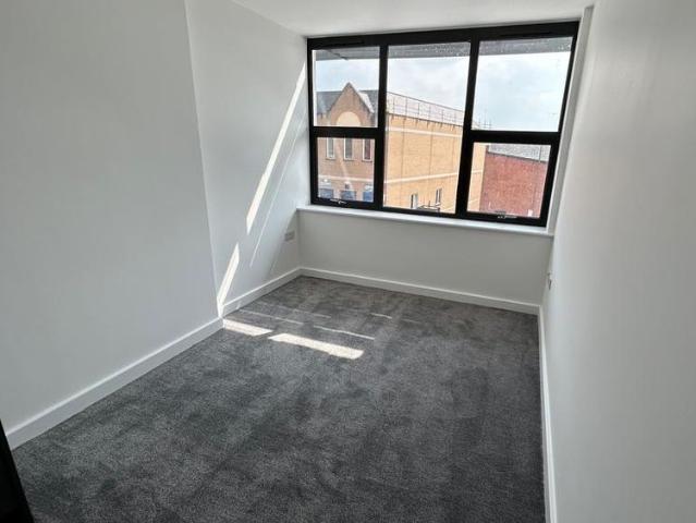 Apartment for rent in Loundsley Green, East Midlands