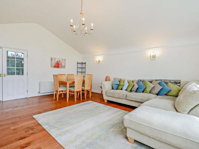 Apartment for rent in Greater London