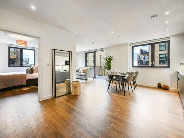Flat for rent in Greater London