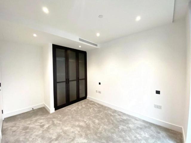 Apartment for rent in Nine Elms, Greater London