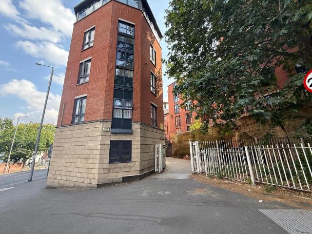 Flat for rent in St Ann's, Haddon