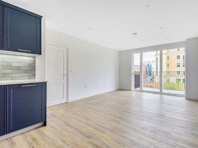 Apartment for rent in Newtown, Reading