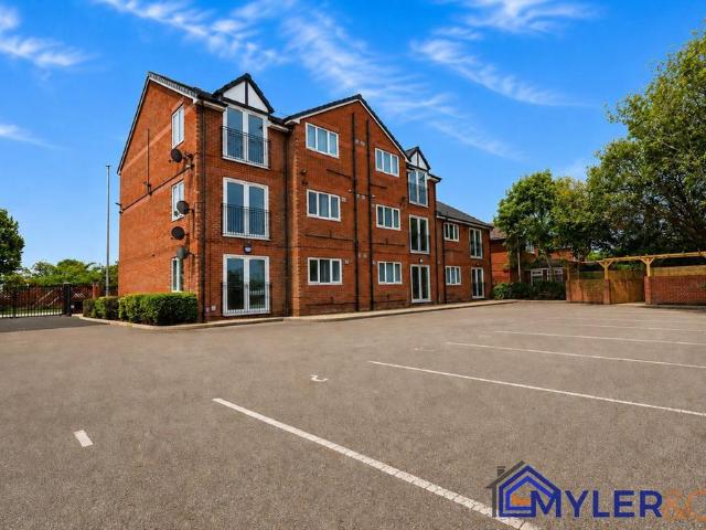 Apartment for rent in Hough Green, Widnes