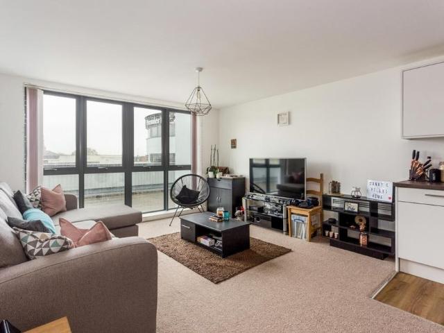 Apartment for rent in Ewens Farm, Cheltenham