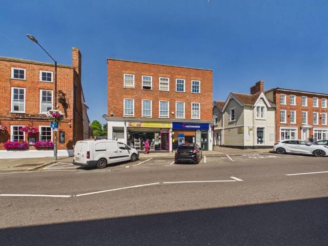 Flat for rent in Chipping Hill, Essex