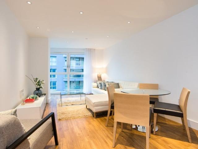 Apartment for rent in Highbury, Greater London