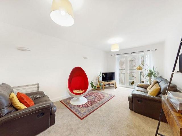 Flat for rent in Islington, Isle Of Man