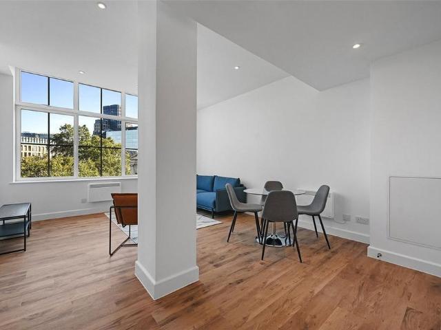 Apartment for rent in Blackfriars, Greater London