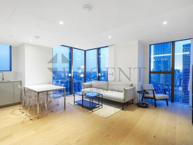 Flat for rent in Isle Of Dogs, Greater London