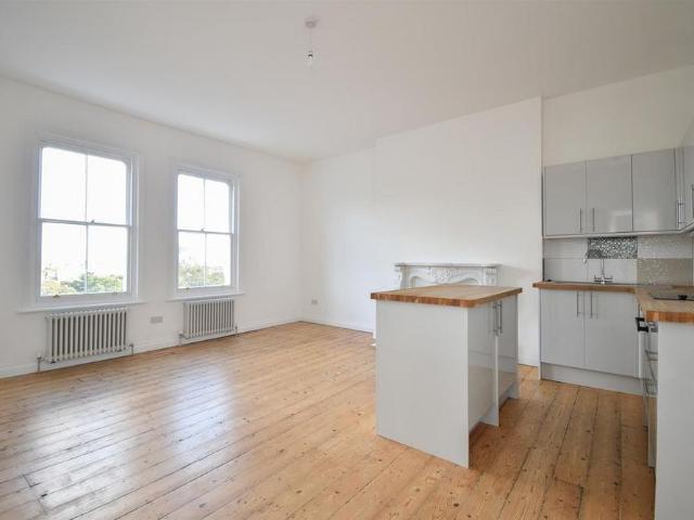 Apartment for rent in St Leonards Green, Guestling Green