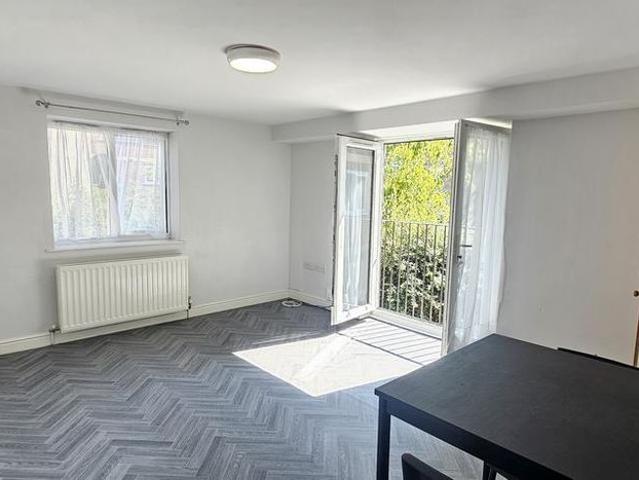 Apartment for rent in Feckenham, City Of Bristol