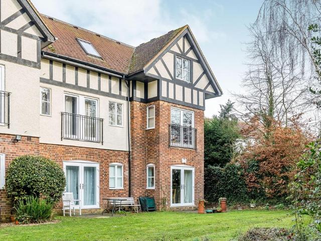 Flat for rent in Addington, Winslow