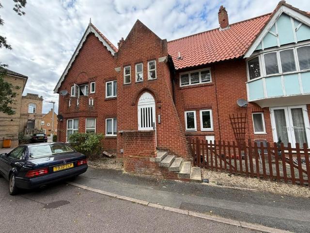 Flat for rent in Noak Bridge, Basildon