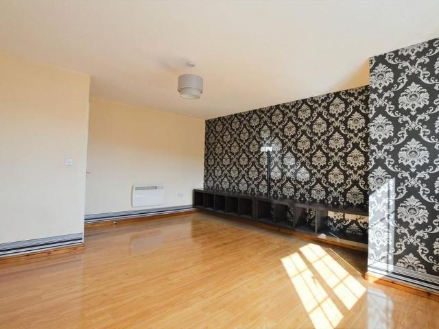 Apartment for rent in Farnley, West Yorkshire