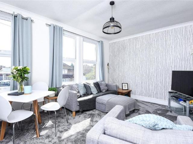 Apartment for rent in Royal Borough of Kingston upon Thames, Greater London