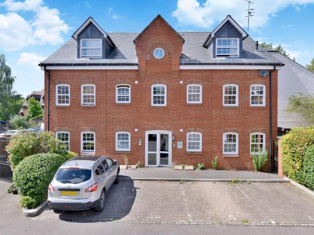 Flat for rent in Catteshall, Fole