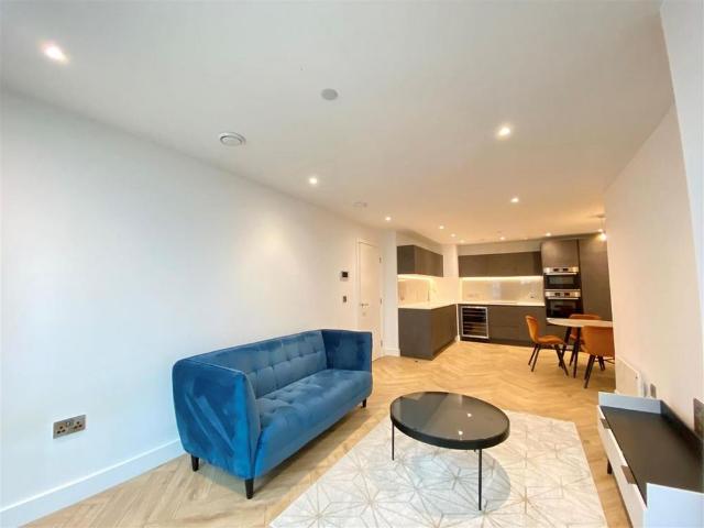 Apartment for rent in Gorse Hill, Trafford Park