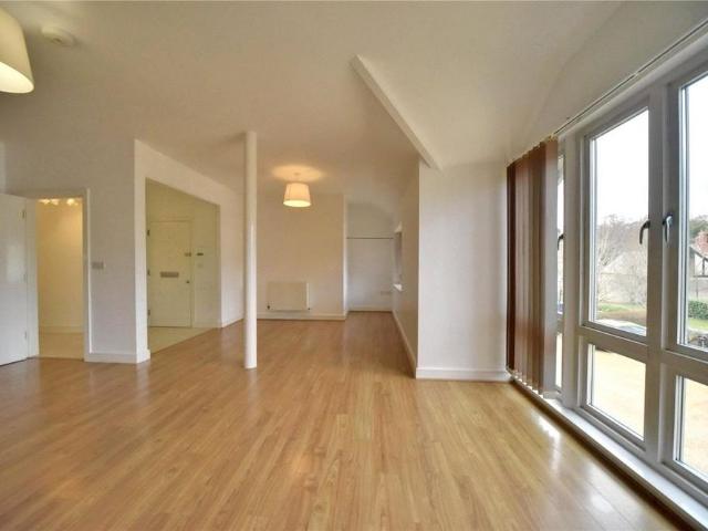 Apartment for rent in Buckley Wells, Bury