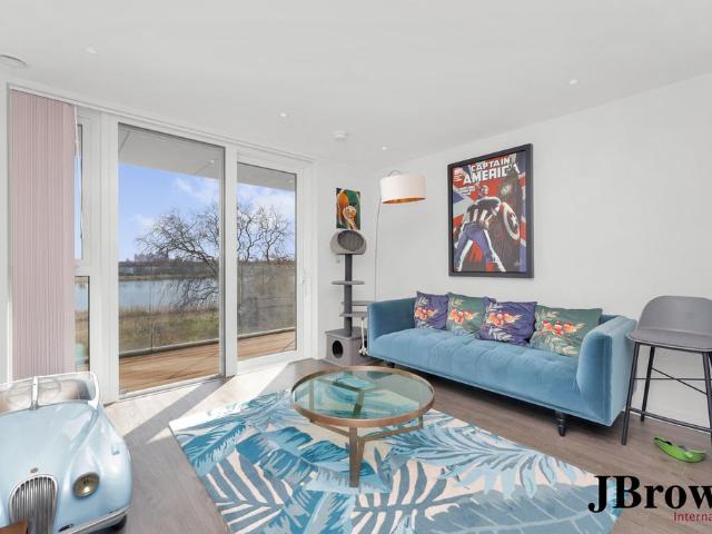 Flat for rent in Woodberry Down, Stamford Hill