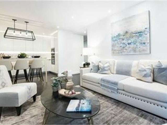 Flat for rent in Nine Elms, Greater London