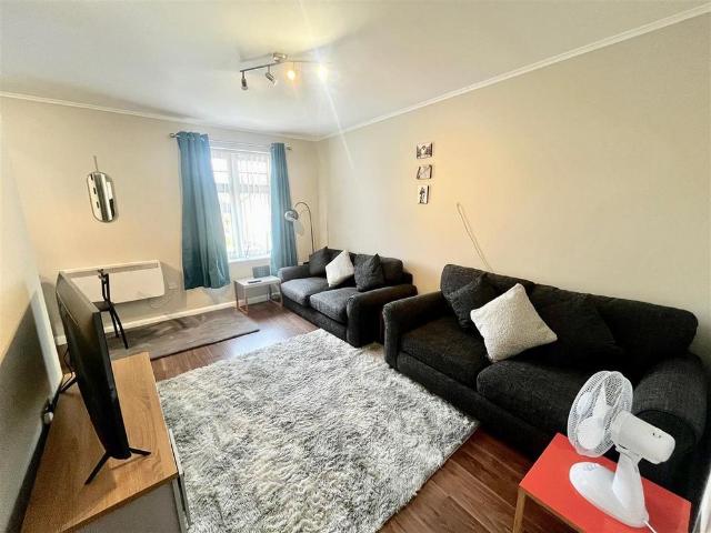 Apartment for rent in Oxclose, Washington