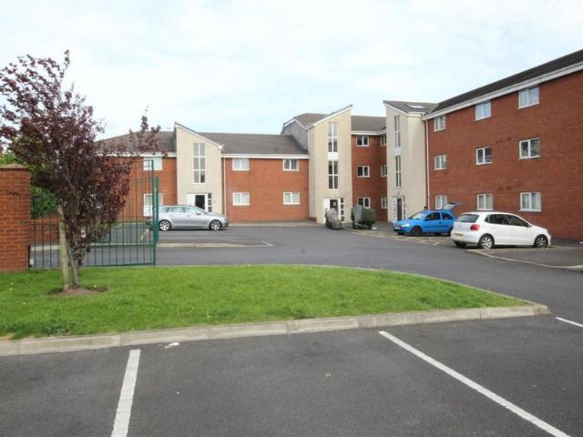 Flat for rent in St Helens