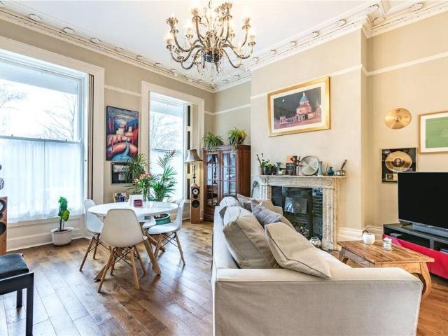 Apartment for rent in Golden Valley, Gloucestershire