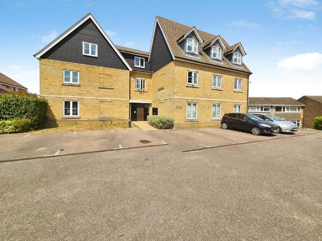 Flat for rent in Chipping Hill, Essex