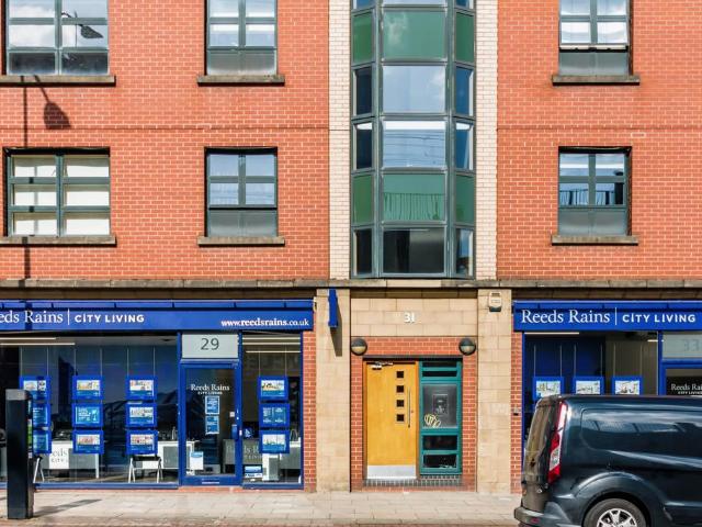 Flat for rent in City Centre, Georgia