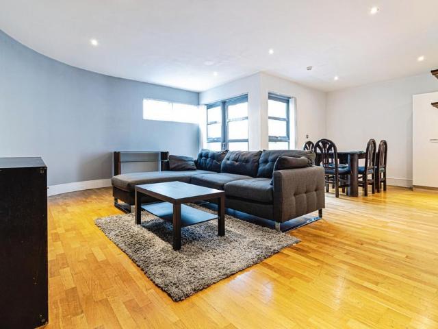 Flat for rent in City Centre, Georgia
