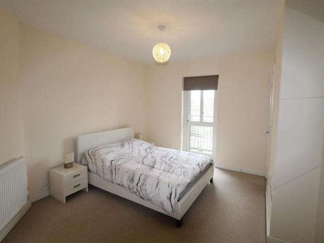 Apartment for rent in Middlebrook, Lee Bank