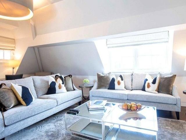 Apartment for rent in Mayfair, Greater London