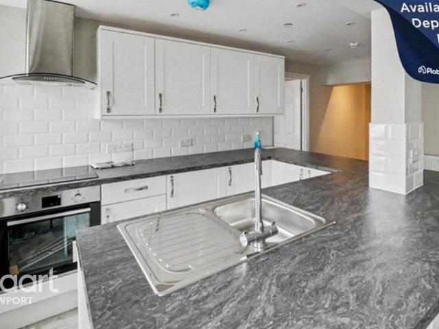 Flat for rent in Monmouth, Wales